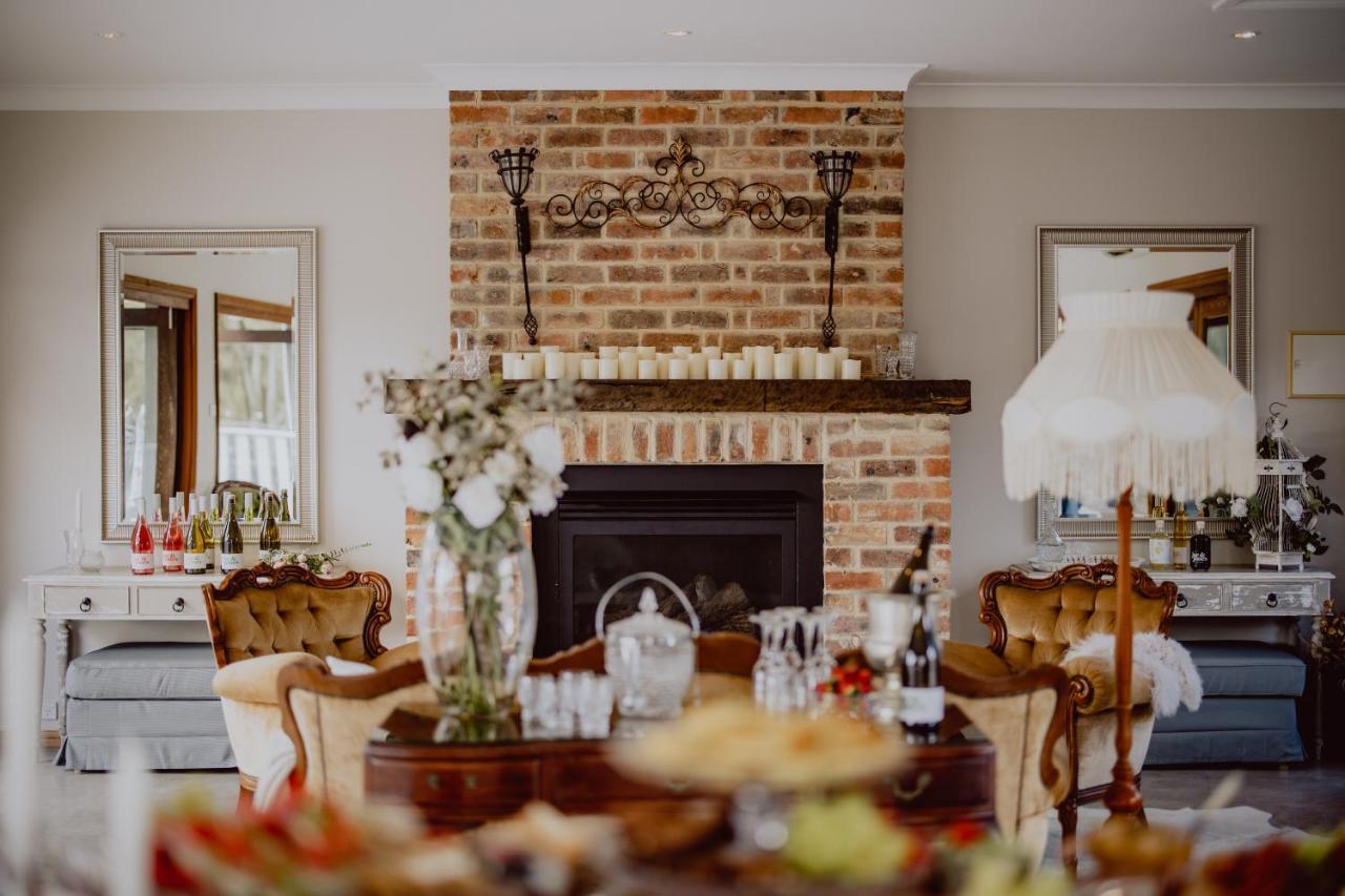 Thistle Hill Guesthouse - Walk To Many Wineries And Restaurants Pokolbin Bagian luar foto